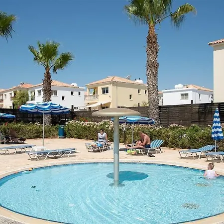 Hotel Polycarpia 4*