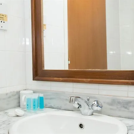 Polycarpia Hotel