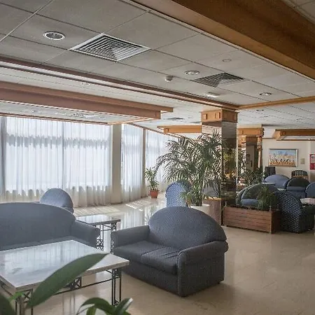 Polycarpia 4* Pernera