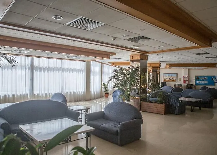 Polycarpia 4* Pernera